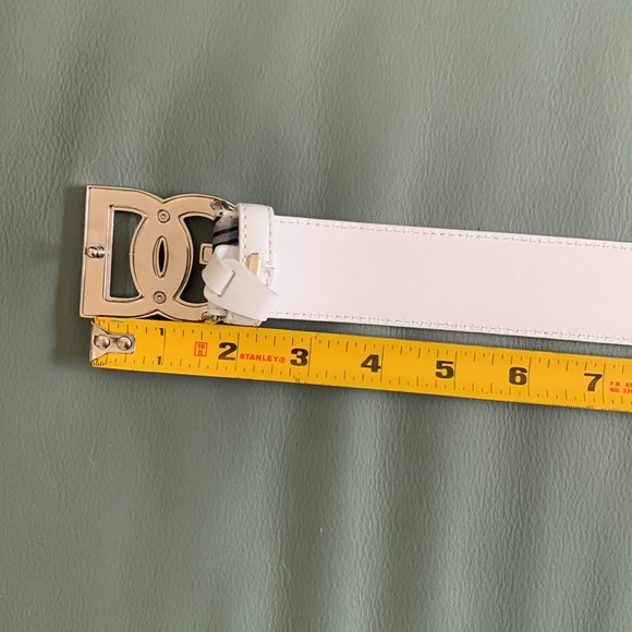 Dolce&Gabbana DG Logo Buckle Graffiti Leather Belt - Picture 10 of 12